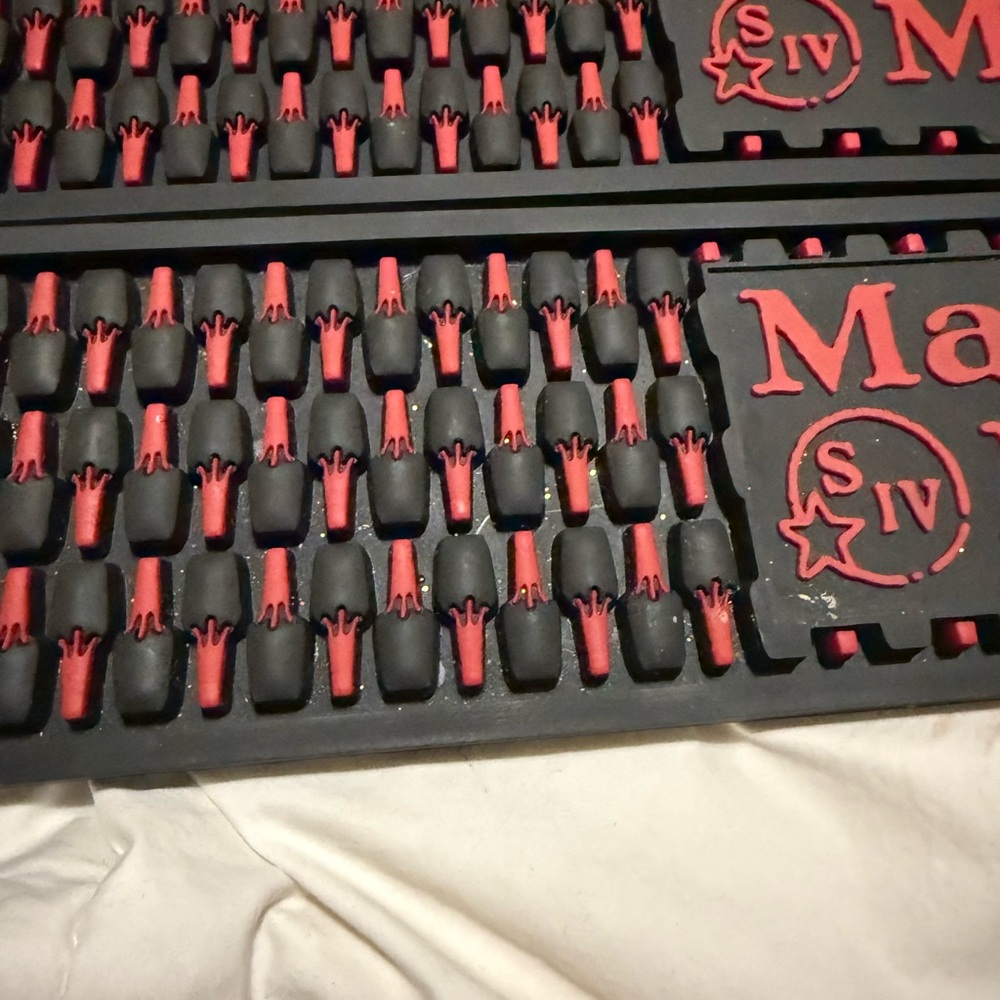 Three Maker’s Mark Bar Mat Drink Rail New Never Used one has Glitter - Picture 2 of 4
